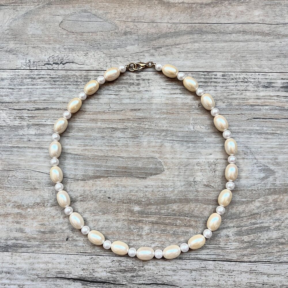 Classic Faux Pearl Necklace Cream White Beaded Strand Elegant Vintage Style